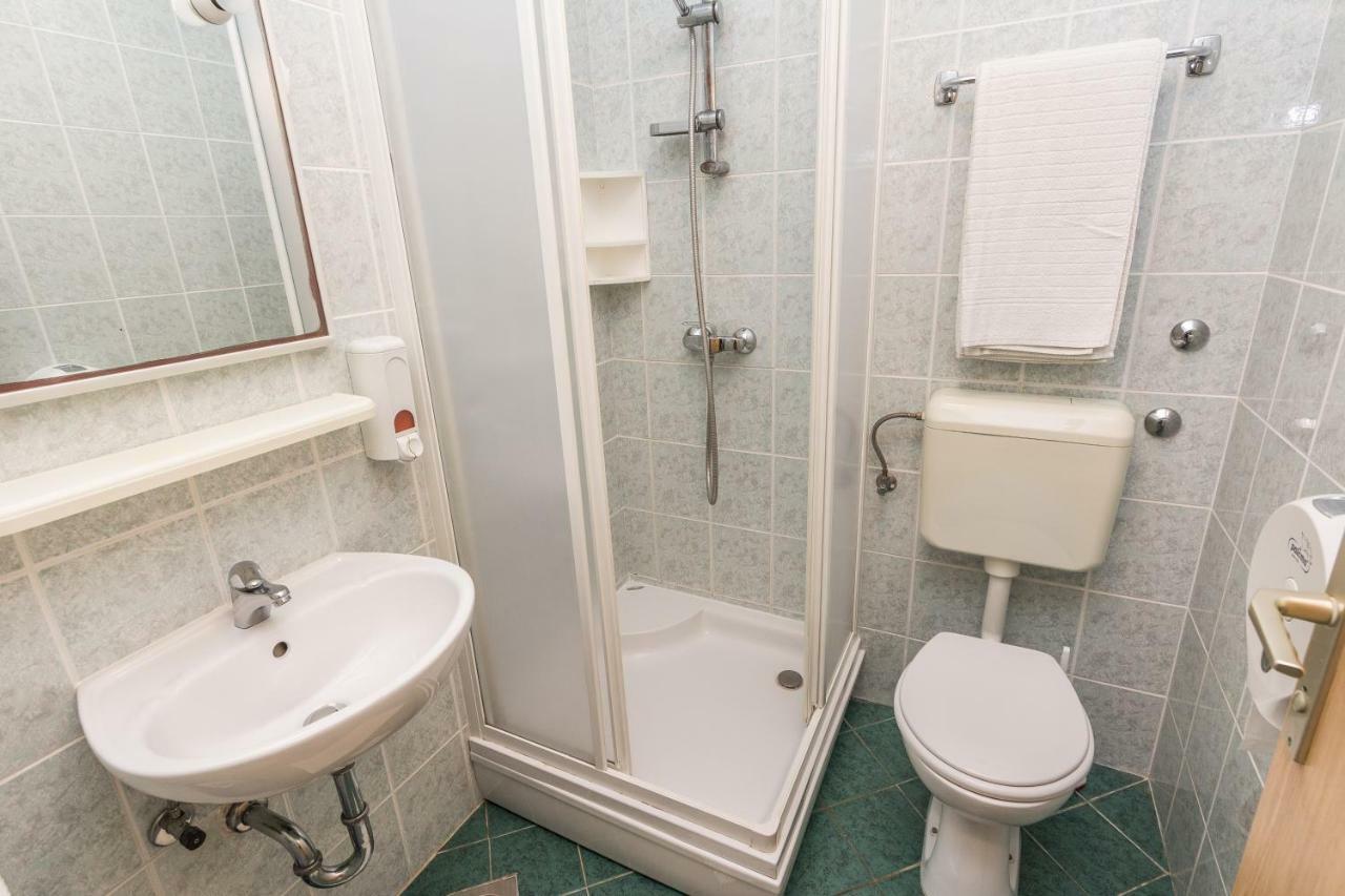 Apartmani Albi Zaton  Eksteriør billede