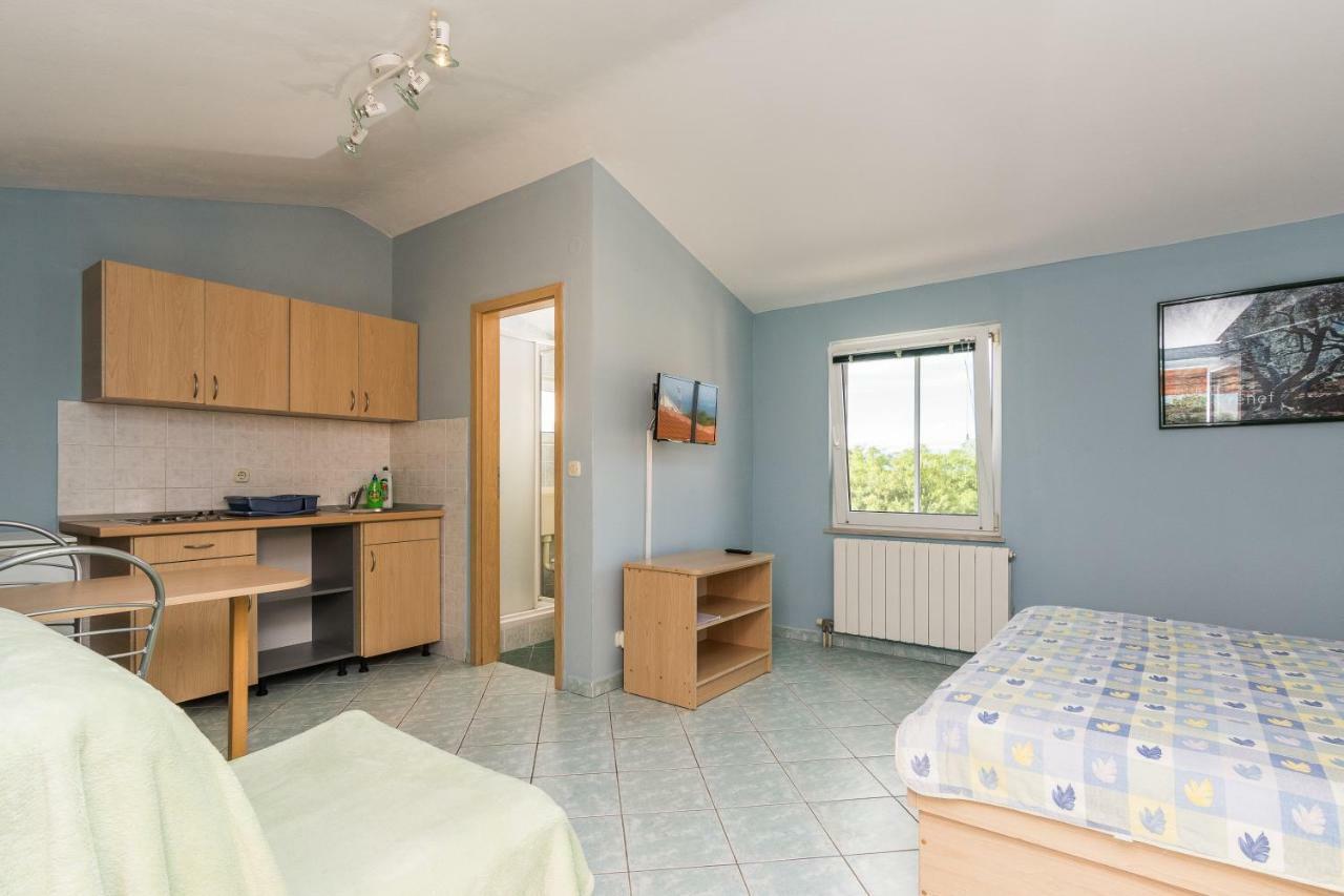 Apartmani Albi Zaton  Eksteriør billede