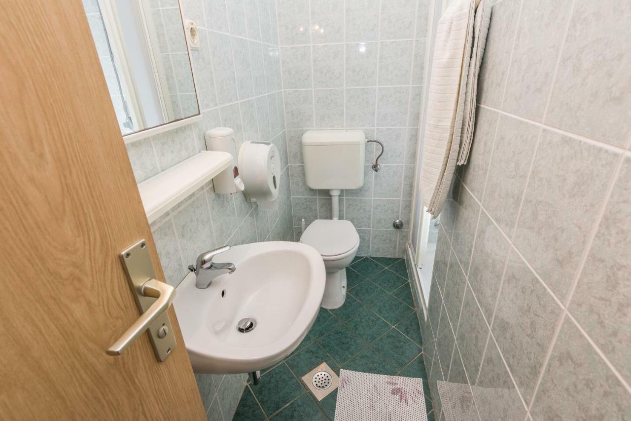 Apartmani Albi Zaton  Eksteriør billede